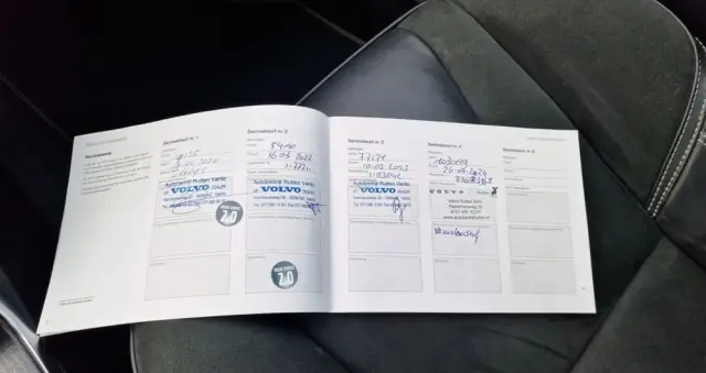 VOLVO V40 T3 Geartronic RDesign