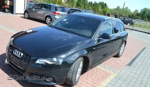 AUDI A4 