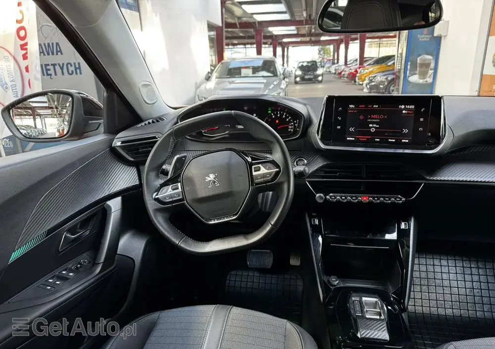 PEUGEOT 2008 PureTech 130 Allure S&S EAT8