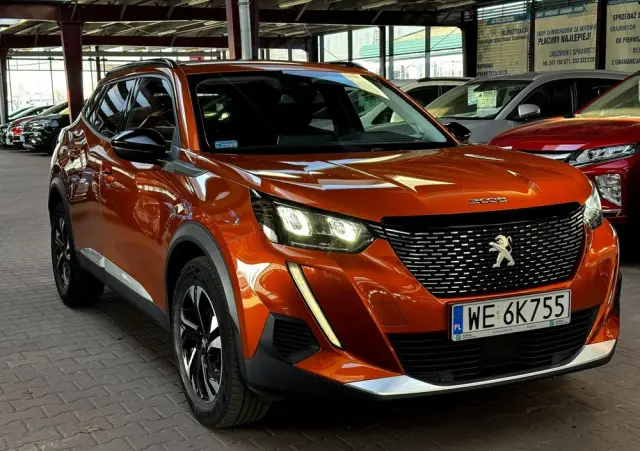 PEUGEOT 2008 PureTech 130 Allure S&S EAT8