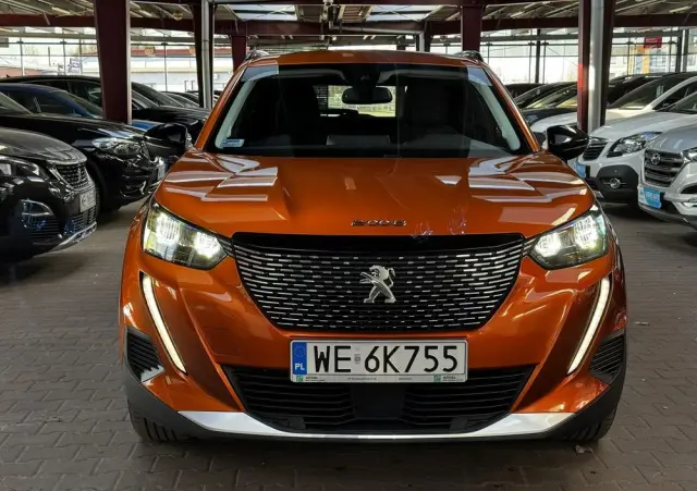 PEUGEOT 2008 PureTech 130 Allure S&S EAT8