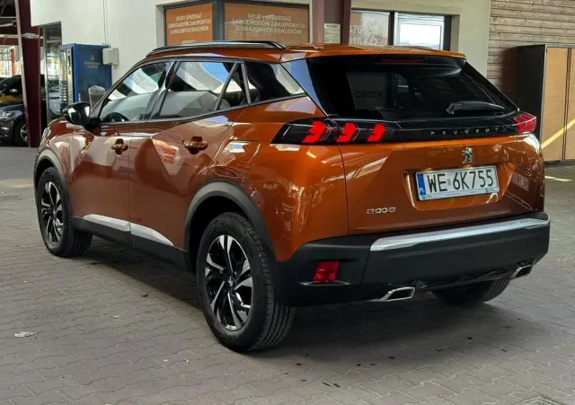 PEUGEOT 2008 PureTech 130 Allure S&S EAT8