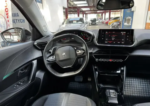 PEUGEOT 2008 PureTech 130 Allure S&S EAT8
