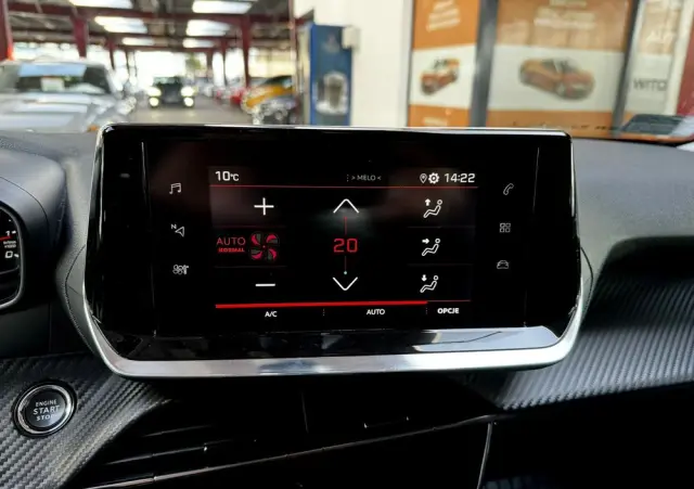 PEUGEOT 2008 PureTech 130 Allure S&S EAT8