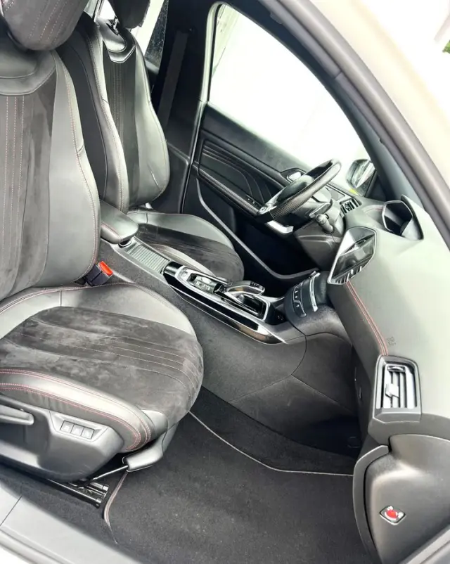 PEUGEOT 308 1.5 BlueHDi GT Pack S&S EAT8
