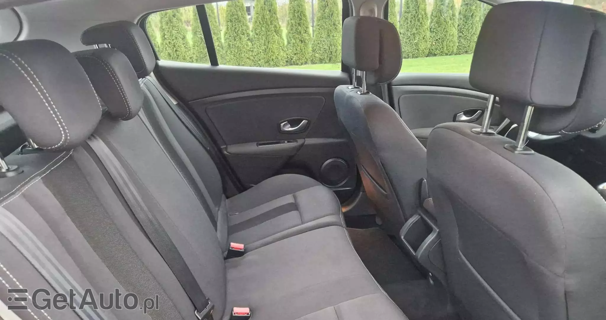 RENAULT Megane 1.6 16V 110 Dynamique