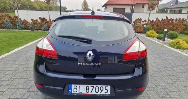 RENAULT Megane 1.6 16V 110 Dynamique