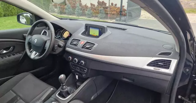 RENAULT Megane 1.6 16V 110 Dynamique