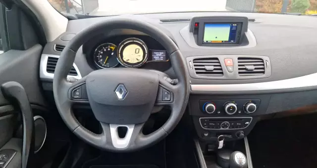 RENAULT Megane 1.6 16V 110 Dynamique