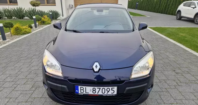 RENAULT Megane 1.6 16V 110 Dynamique