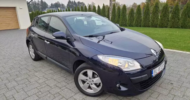 RENAULT Megane 1.6 16V 110 Dynamique