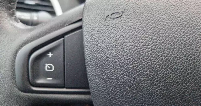 RENAULT Megane 1.6 16V 110 Dynamique