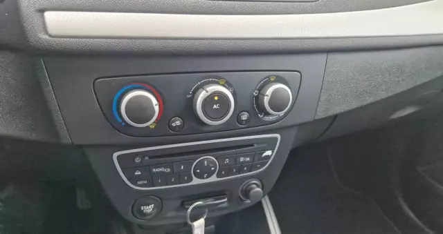 RENAULT Megane 1.6 16V 110 Dynamique