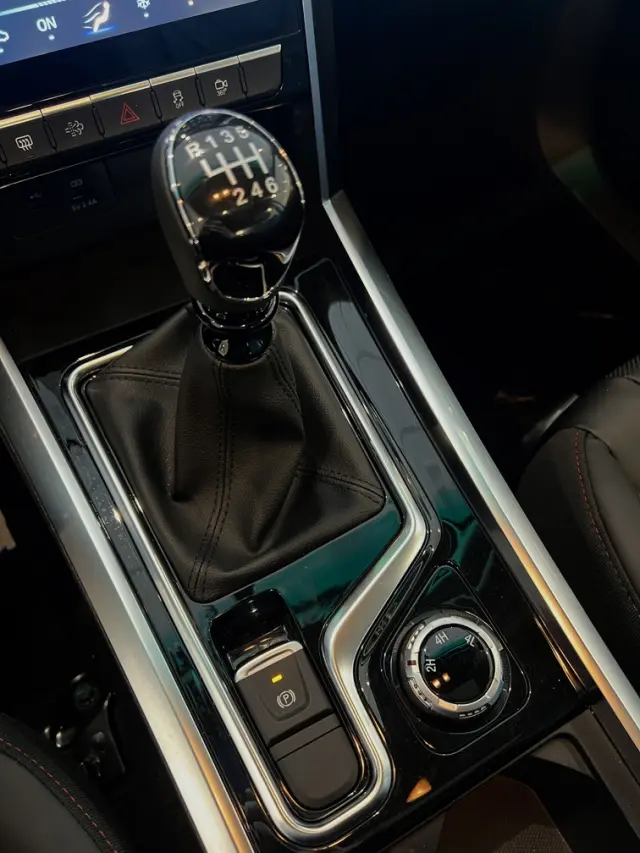 JAC T8 Pro Pickup 2.0 CRDi 136KM 4x4 