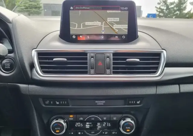 MAZDA 3 2.0 Skypassion