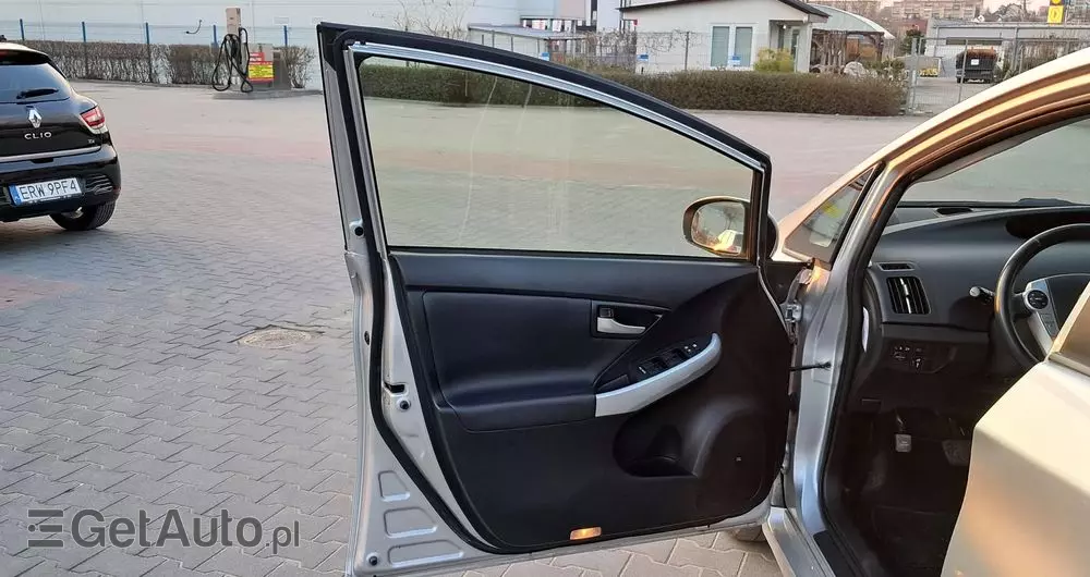 TOYOTA Prius Plug-in (Hybrid) TEC-Edition