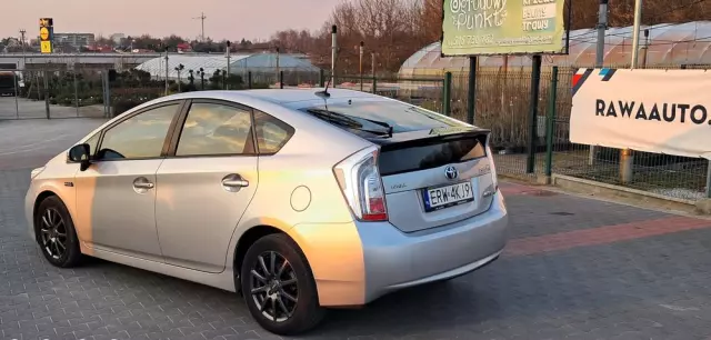TOYOTA Prius Plug-in (Hybrid) TEC-Edition