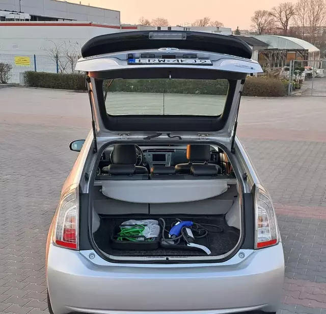 TOYOTA Prius Plug-in (Hybrid) TEC-Edition