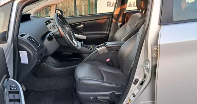 TOYOTA Prius Plug-in (Hybrid) TEC-Edition