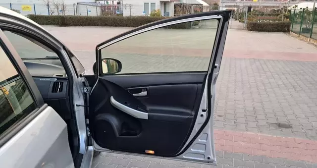 TOYOTA Prius Plug-in (Hybrid) TEC-Edition