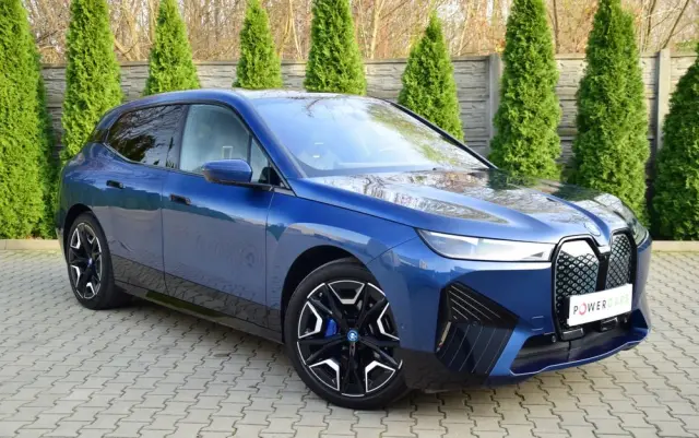BMW IX XDrive40 76.6kWh Signature