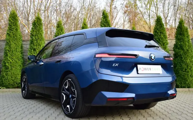BMW IX XDrive40 76.6kWh Signature