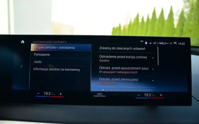 BMW IX XDrive40 76.6kWh Signature