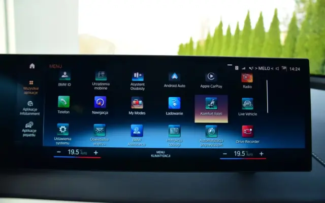 BMW IX XDrive40 76.6kWh Signature