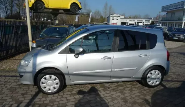 RENAULT Modus 