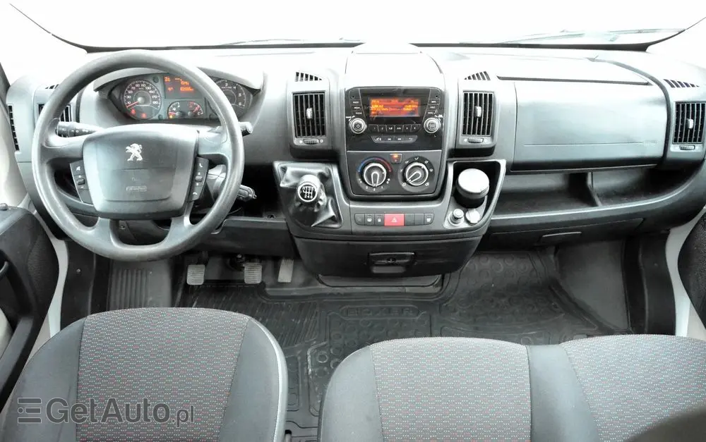 PEUGEOT Boxer 