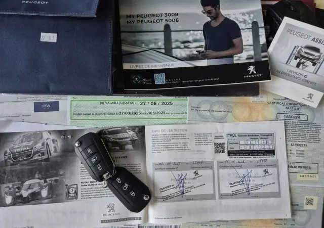 PEUGEOT 3008 