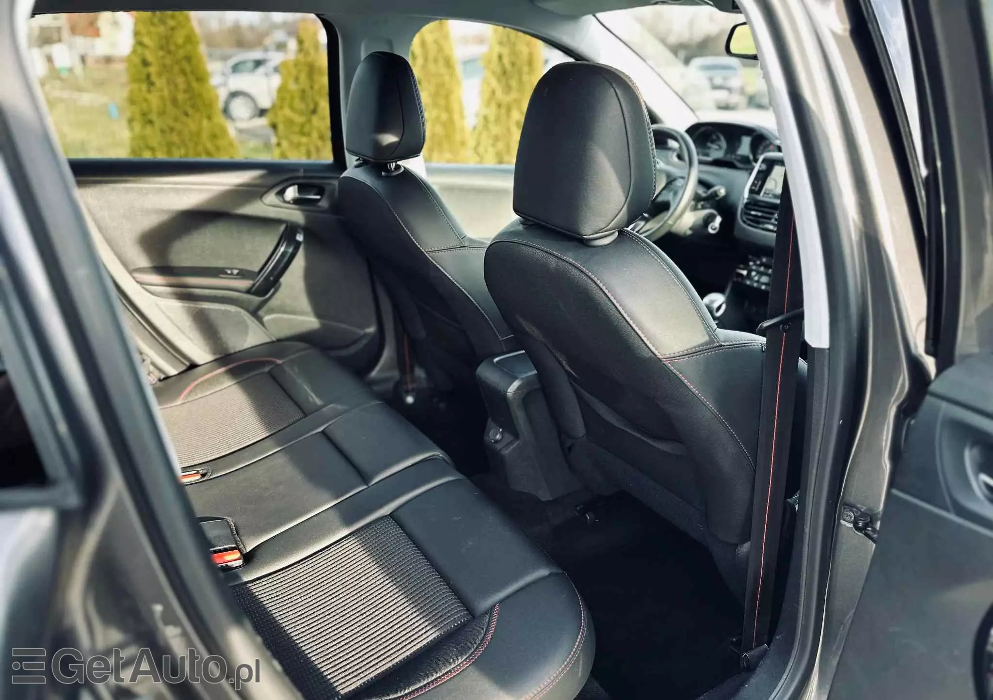 PEUGEOT 2008 BlueHDi FAP 120 STOP & START GT-Line Edition