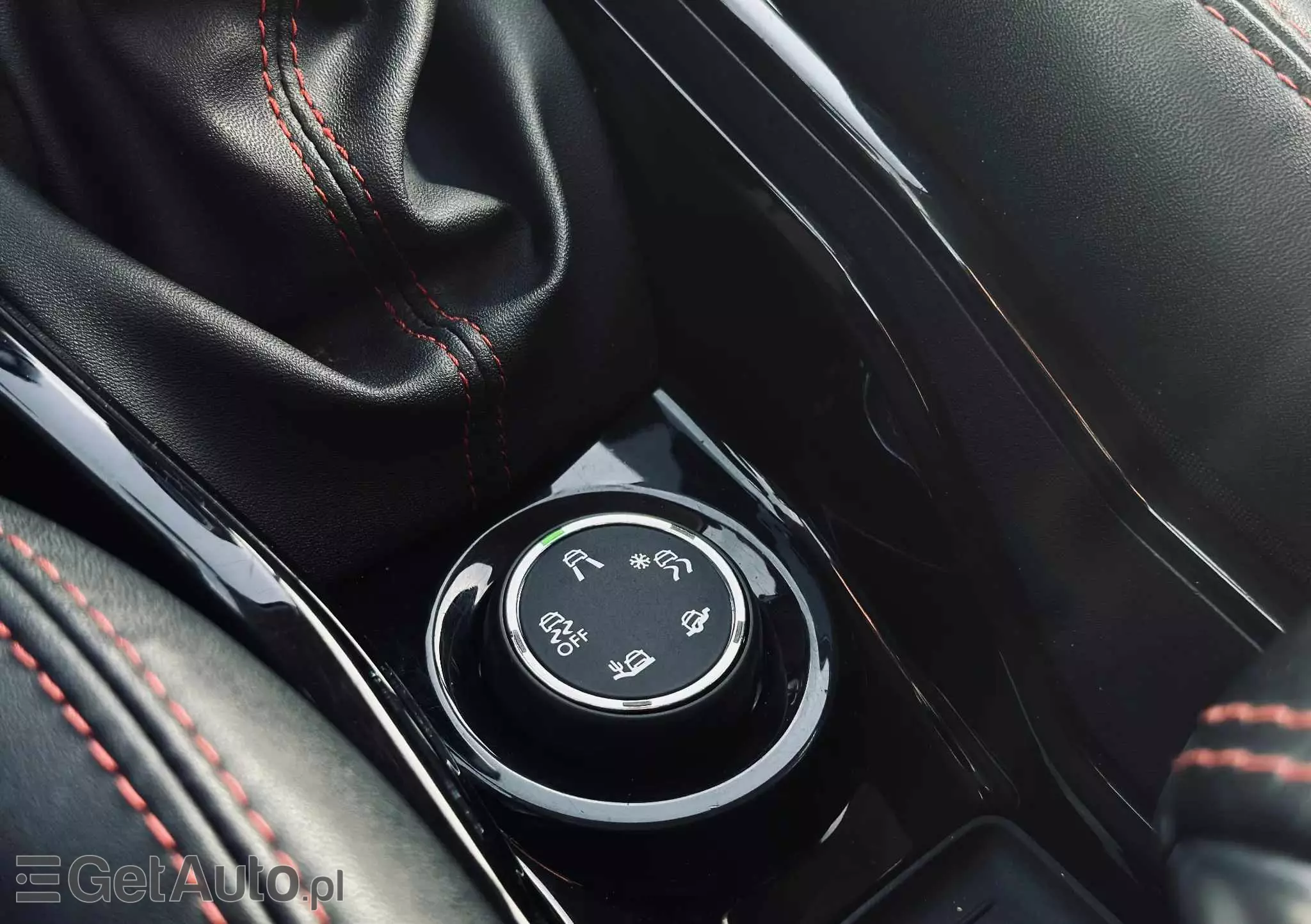 PEUGEOT 2008 BlueHDi FAP 120 STOP & START GT-Line Edition