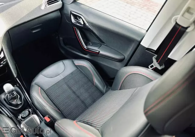 PEUGEOT 2008 BlueHDi FAP 120 STOP & START GT-Line Edition