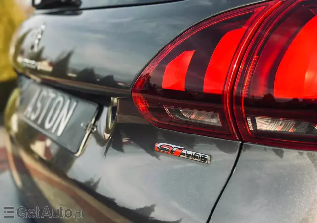 PEUGEOT 2008 BlueHDi FAP 120 STOP & START GT-Line Edition