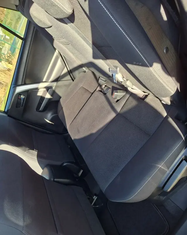 TOYOTA RAV4 2.5 4x4 Comfort