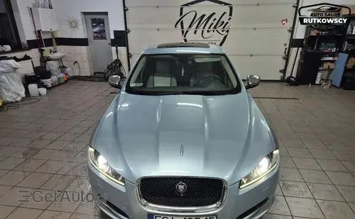JAGUAR XF 