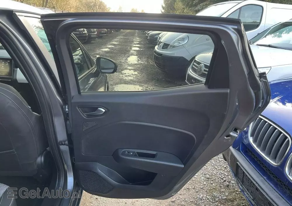 RENAULT Clio TCe 90 EQUILIBRE