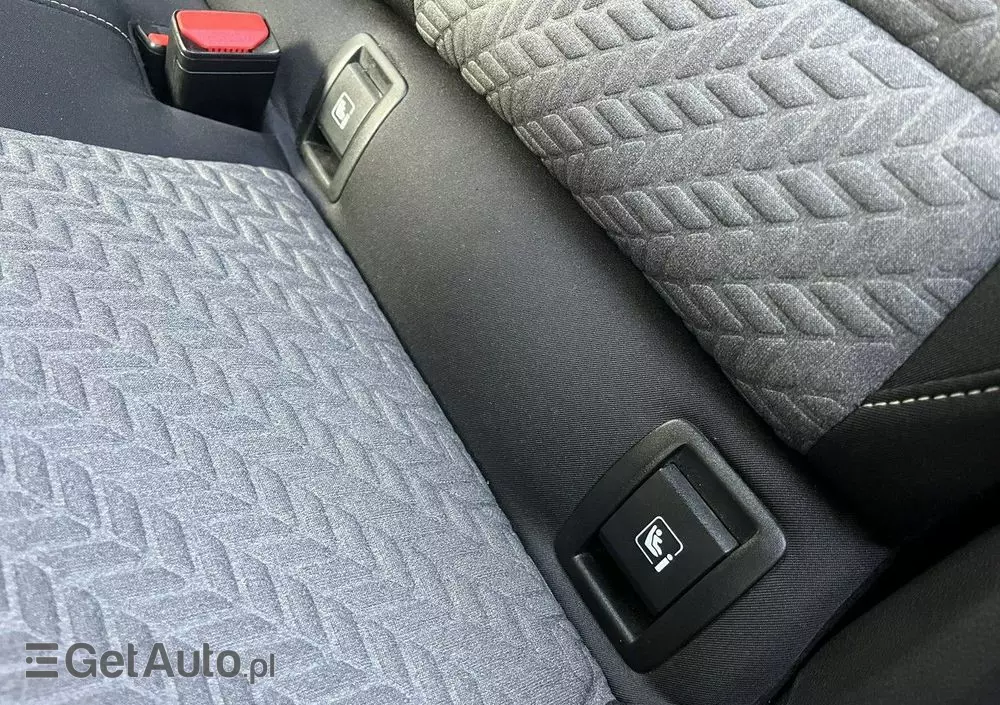 RENAULT Clio TCe 90 EQUILIBRE