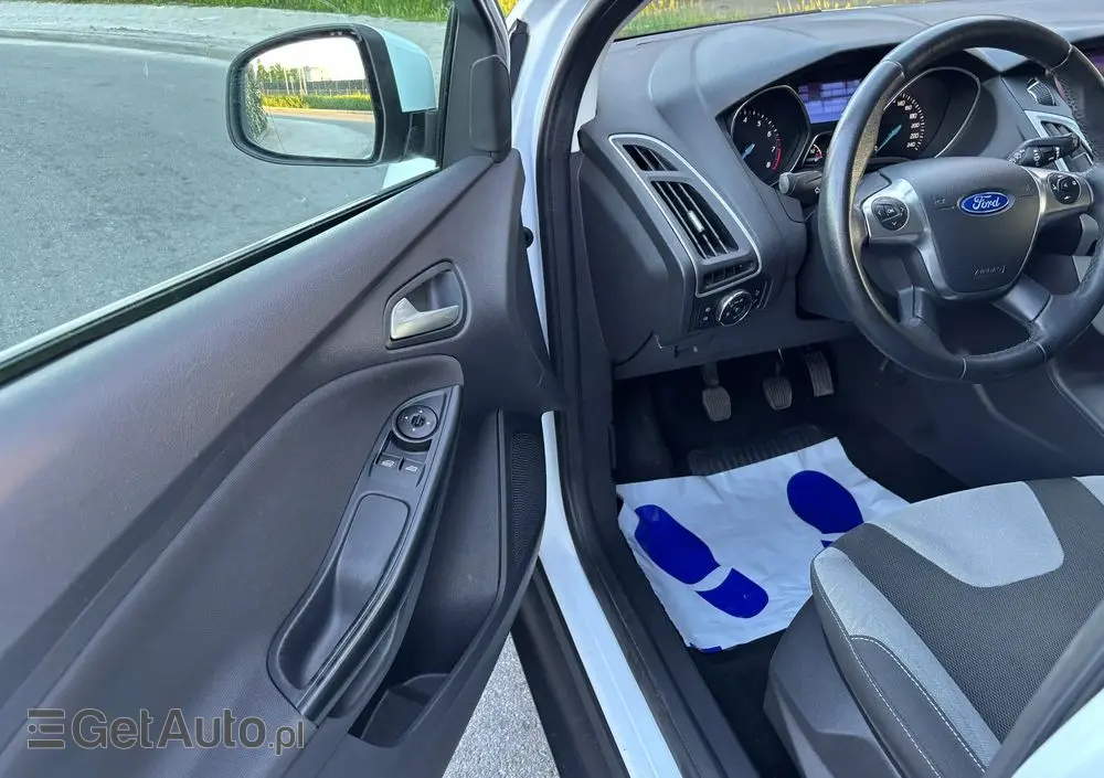FORD Focus 1.0 EcoBoost Start-Stopp-System Ambiente