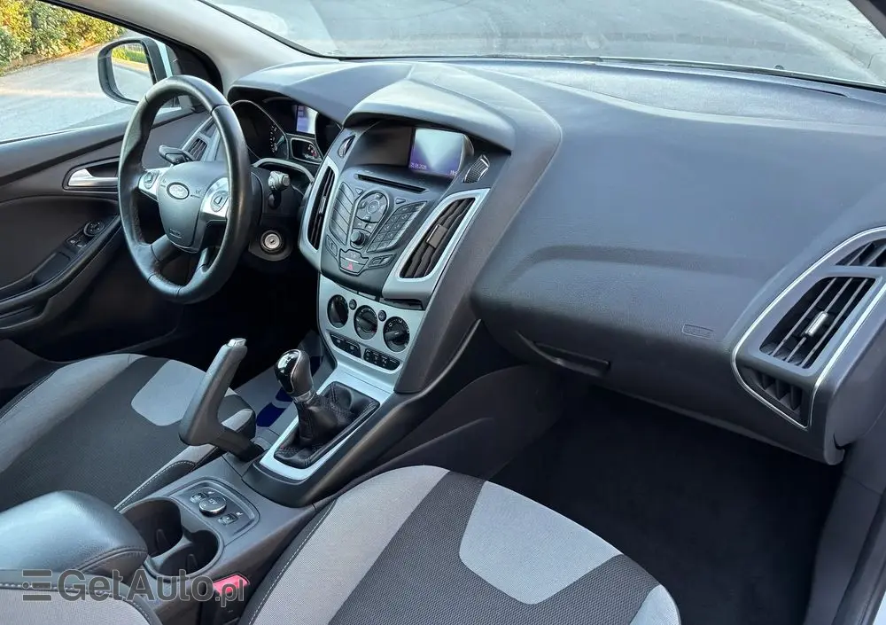 FORD Focus 1.0 EcoBoost Start-Stopp-System Ambiente