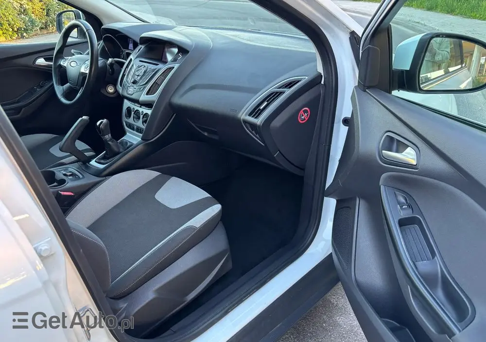 FORD Focus 1.0 EcoBoost Start-Stopp-System Ambiente
