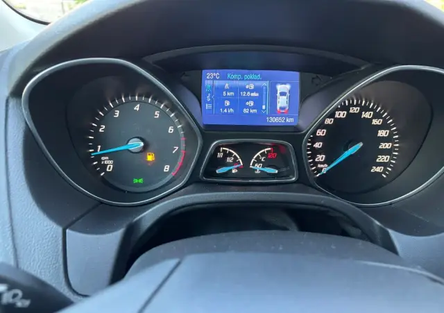 FORD Focus 1.0 EcoBoost Start-Stopp-System Ambiente