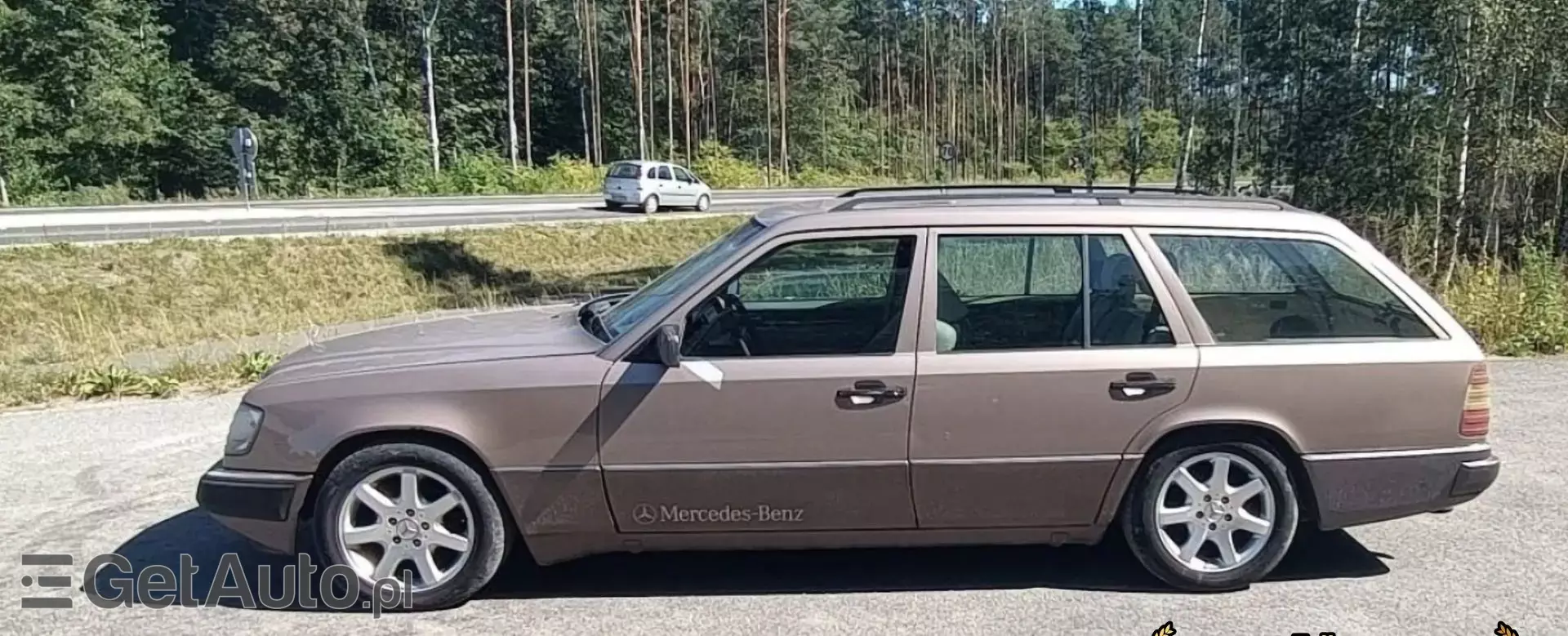 MERCEDES-BENZ W124 