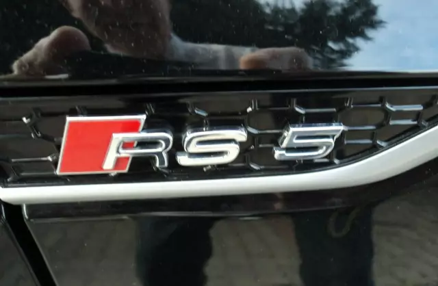 AUDI RS 5 