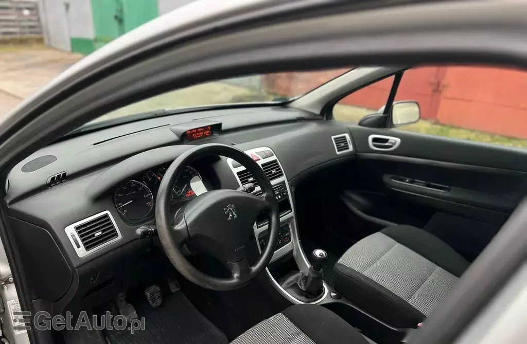 PEUGEOT 307 