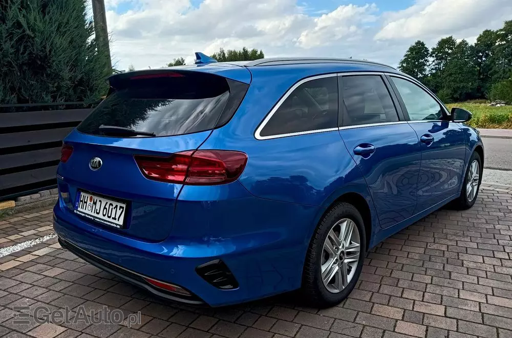 KIA Ceed 1.4 T-GDI L Business Line