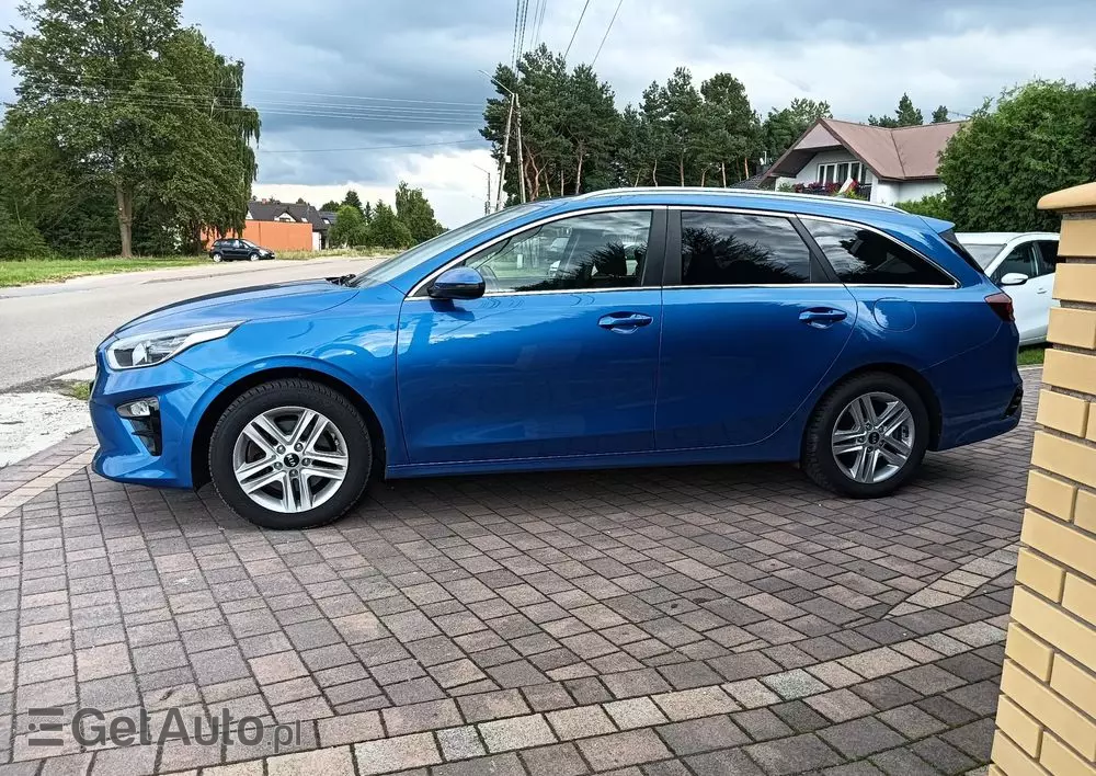 KIA Ceed 1.4 T-GDI L Business Line