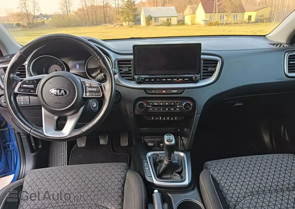 KIA Ceed 1.4 T-GDI L Business Line