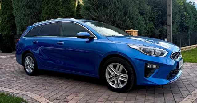 KIA Ceed 1.4 T-GDI L Business Line
